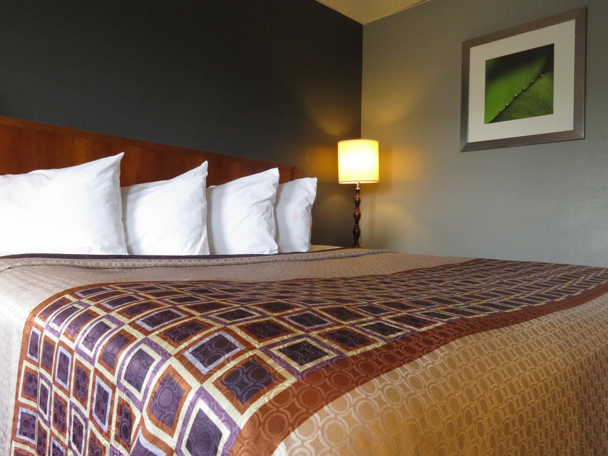 Travelodge By Wyndham וולטרבורו מראה חיצוני תמונה