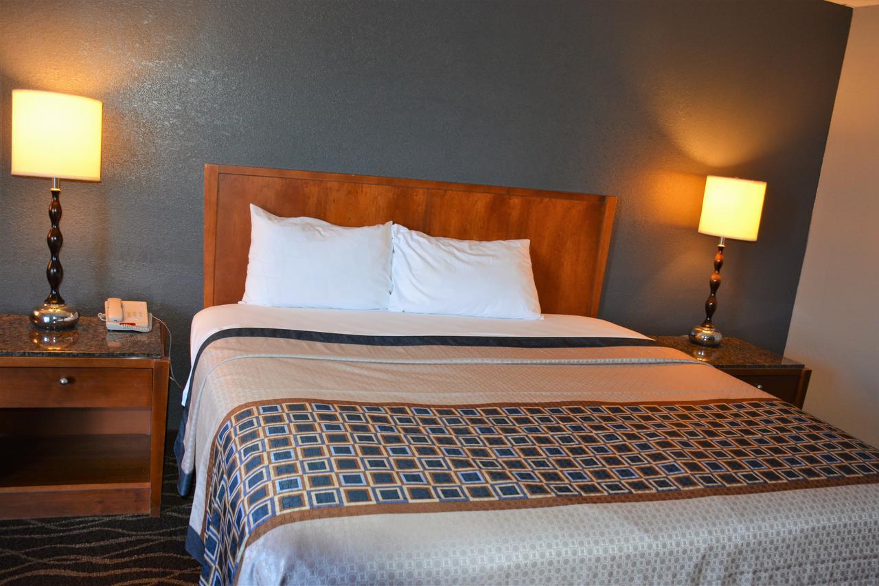 Travelodge By Wyndham וולטרבורו מראה חיצוני תמונה